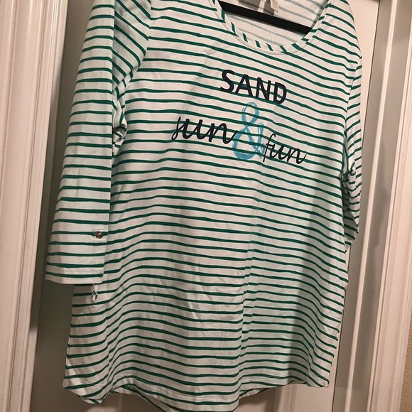 💚Zenergy Sand Sun & Fun 3/4 Sleeve top. Vivid Geen. Size 3 (16-18). NWT - Picture 9 of 13